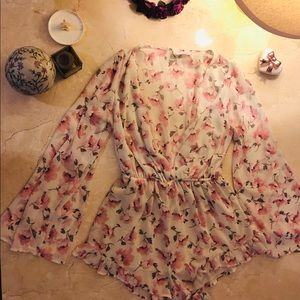 Flowery white shirt romper